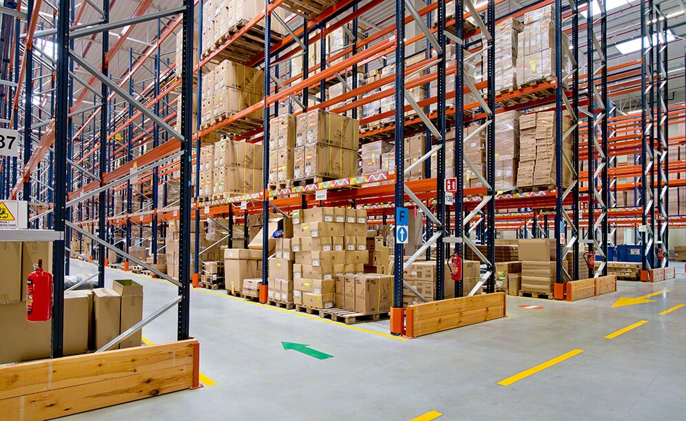 El almacén de Decathlon en Polonia con capacidad para más de 11.500 tarimas El almacén de Decathlon en Polonia con capacidad para más de 11.500 tarimas