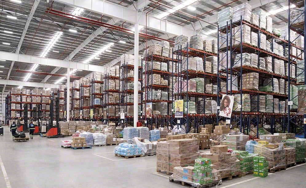 Racks selectivos equipan el nuevo centro de distribución de Unilever en Uruguay