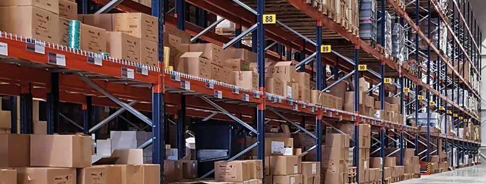 Estanterías para tarimas con una altura de 8,5 m