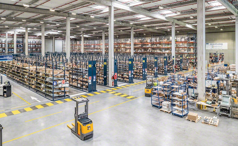 La distribuidora de materiales eléctricos Rexel estrena almacén en Francia La distribuidora de materiales eléctricos Rexel estrena almacén en Francia