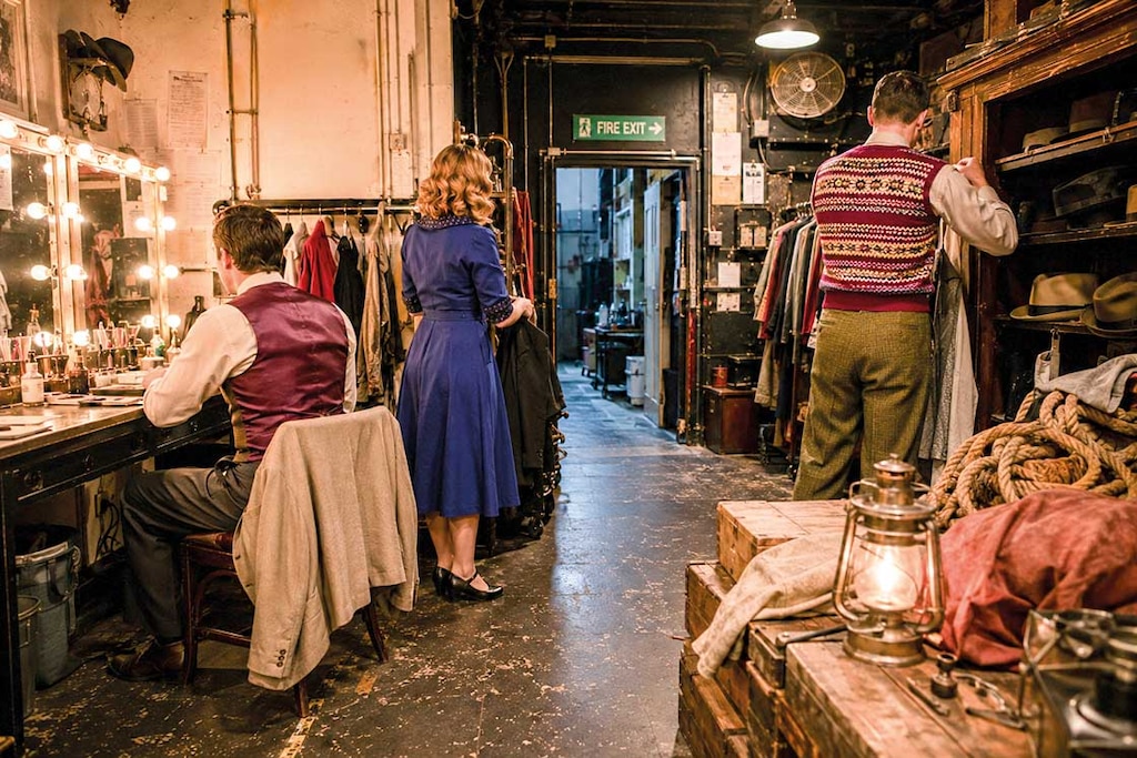 El vestuario de The Mousetrap se prepara horas antes de cada función