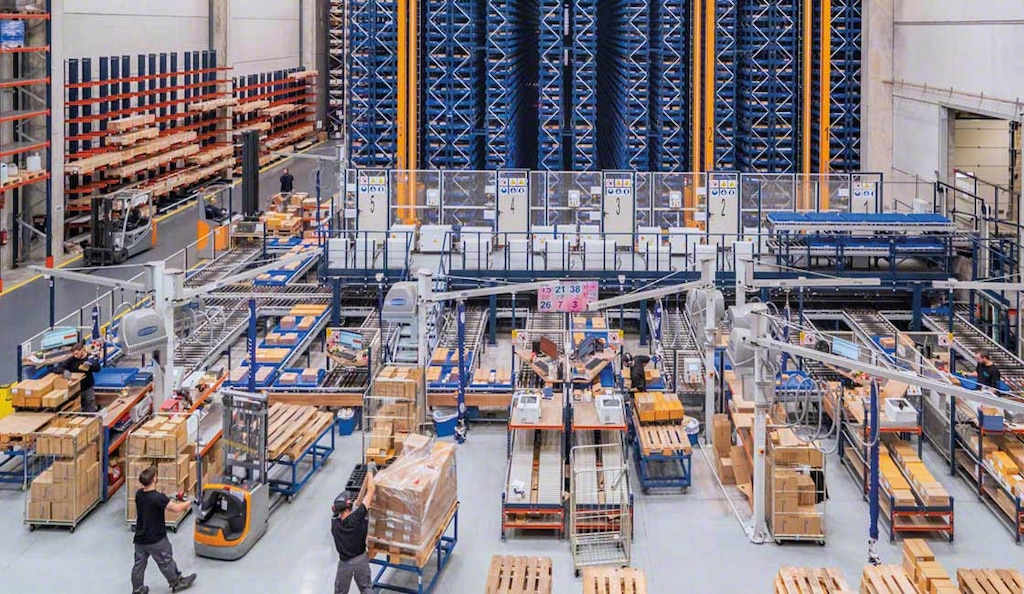 La codificación lógica de ubicaciones facilita la identificación precisa de la mercancía