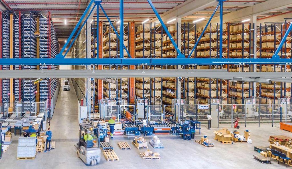 La orquestación de almacenes optimiza el uso de los recursos y facilita la adaptación de las operaciones