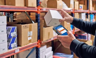 El picking de gran precisión garantiza pedidos correctos y minimiza los errores