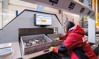 El picking unitario consiste en retirar productos de uno en uno para conformar un pedido