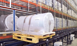 Una tarima esclava es una plataforma auxiliar que sirve como soporte para otra tarima