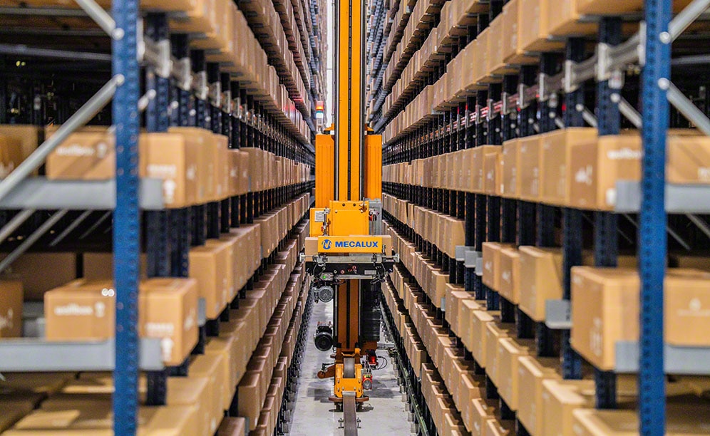Almacén automatizado para cajas en las instalaciones de Wallbox