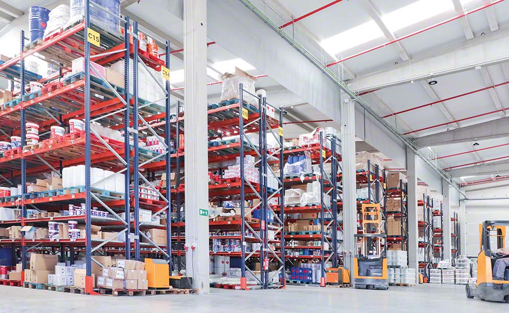 Almacén de Eurotex en Sevilla con Easy WMS de Mecalux
