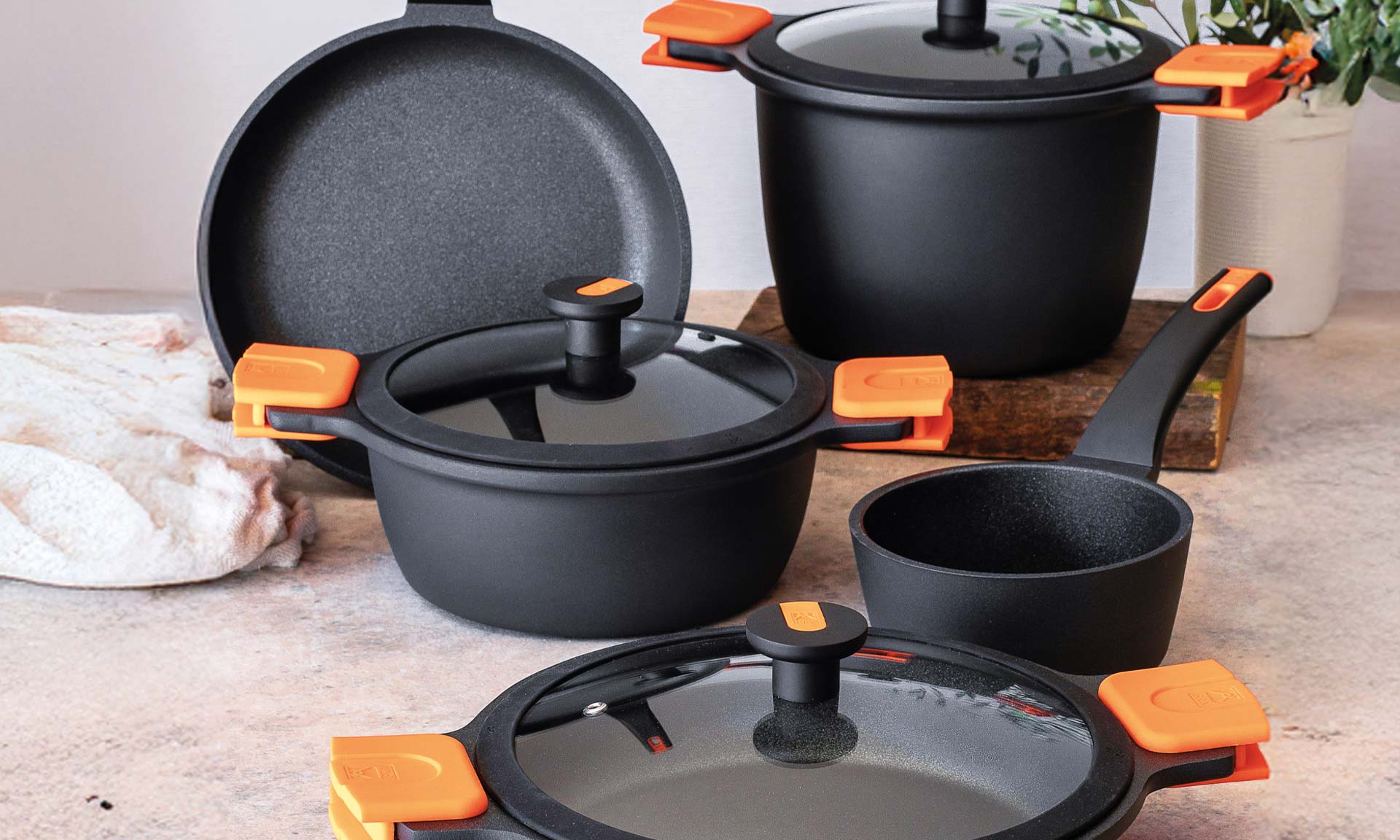 BRA Isogona distribuye utensilios a cocinas de todo el mundo con Easy WMS