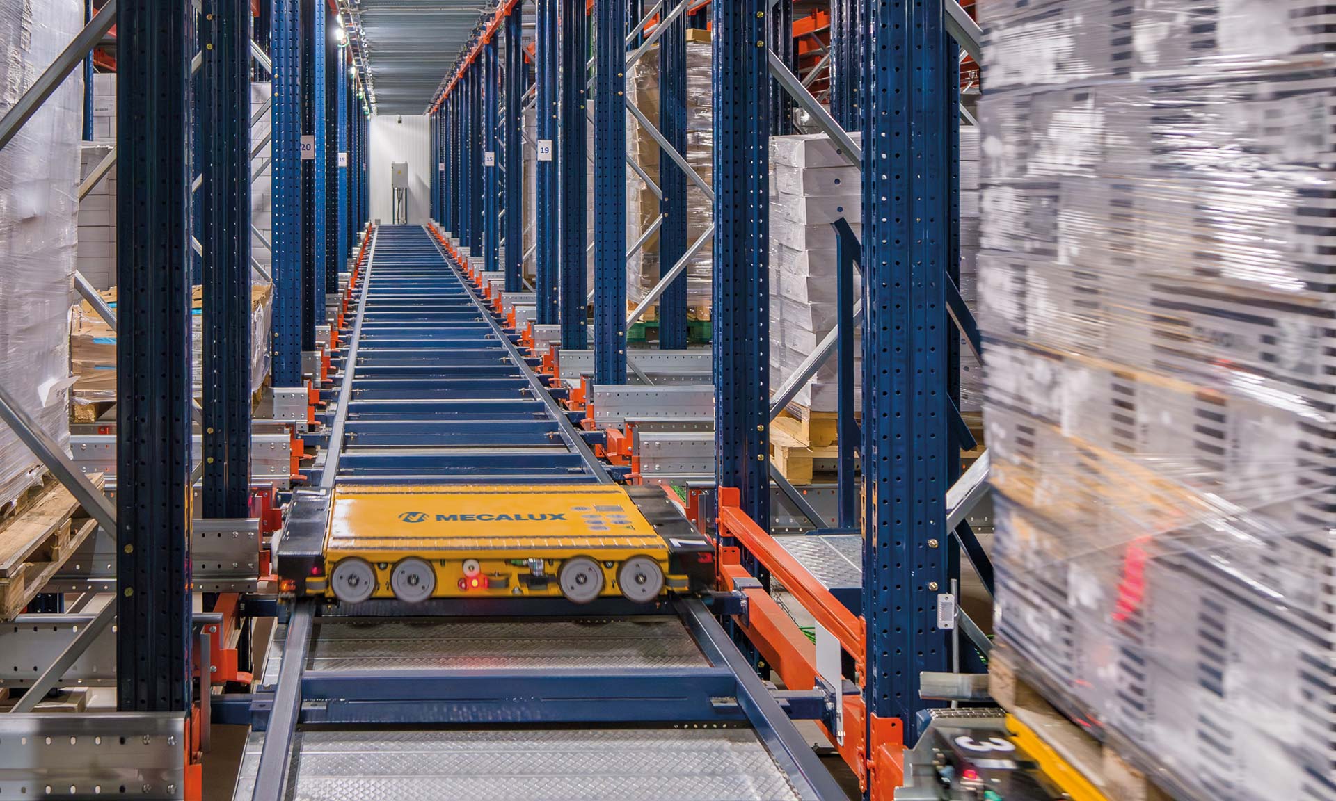 Clavo Food duplica su capacidad y reduce los tiempos con el Pallet Shuttle Automático 3D