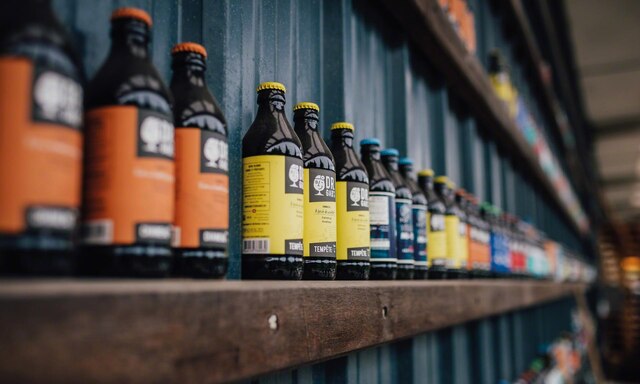 Los operadores de Doctor Gab’s emplean terminales de radiofrecuencia para el WMS