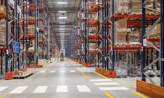 Hasta 18,000 pedidos diarios en el nuevo almacén multicanal de Sportisimo