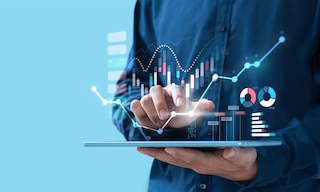 IA para decidir cuándo y dónde reponer el stock