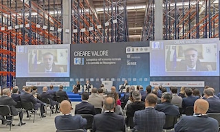 Almacén con 100,000 tarimas para Number 1, el 3PL líder en Italia del sector alimentario