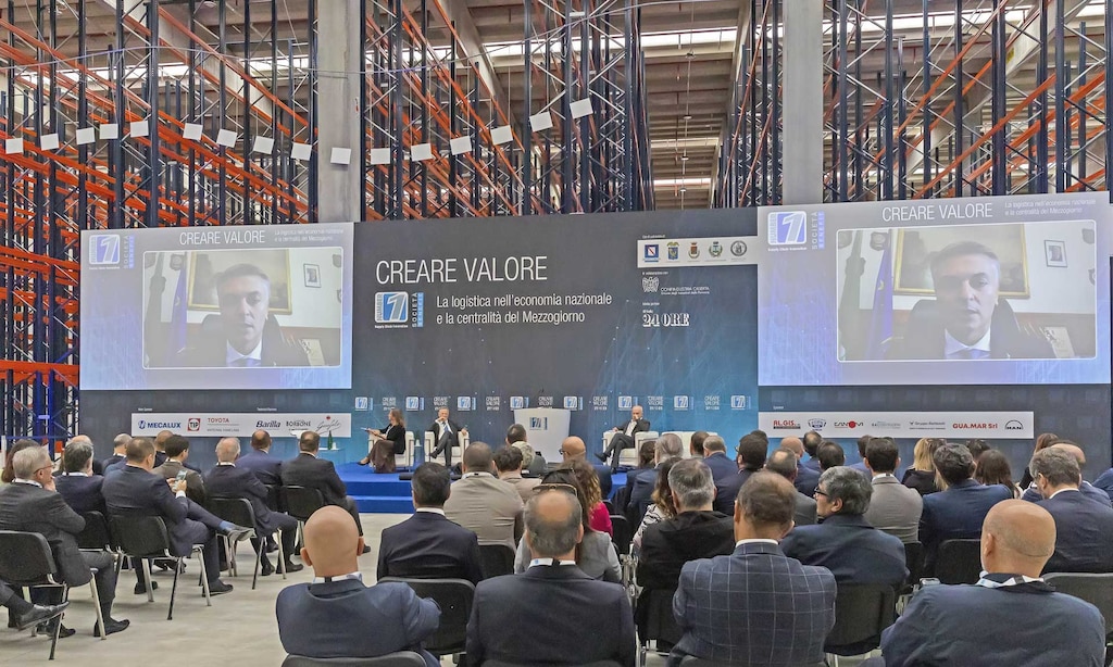 El operador 3PL Number 1 Logistics Group instalará racks para tarimas en su almacén de Caserta