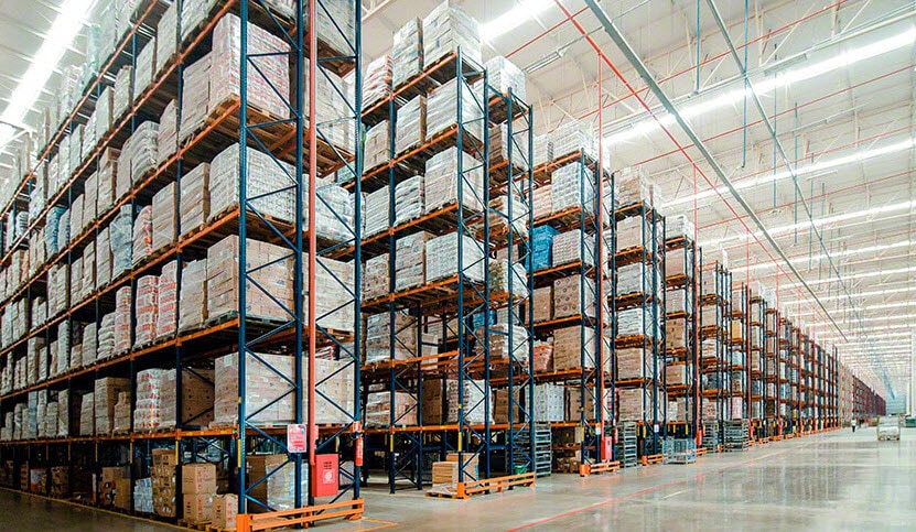 Capacidad de almacenaje y agilidad en el nuevo almacén de Armazém Mateus